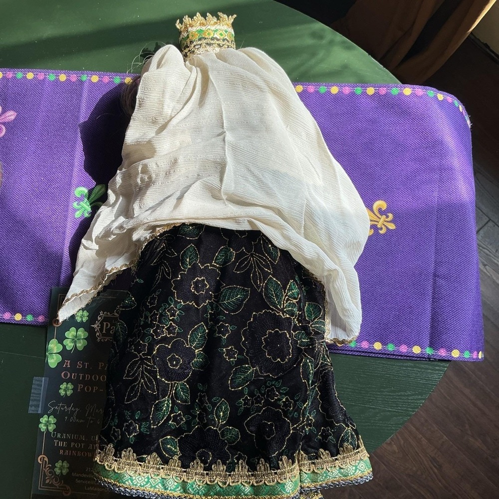 Majestic Vintage RUSSIAN FOLK DOLL Traditional Kokoshnik Costume  23" Tall - Picture 3 of 16